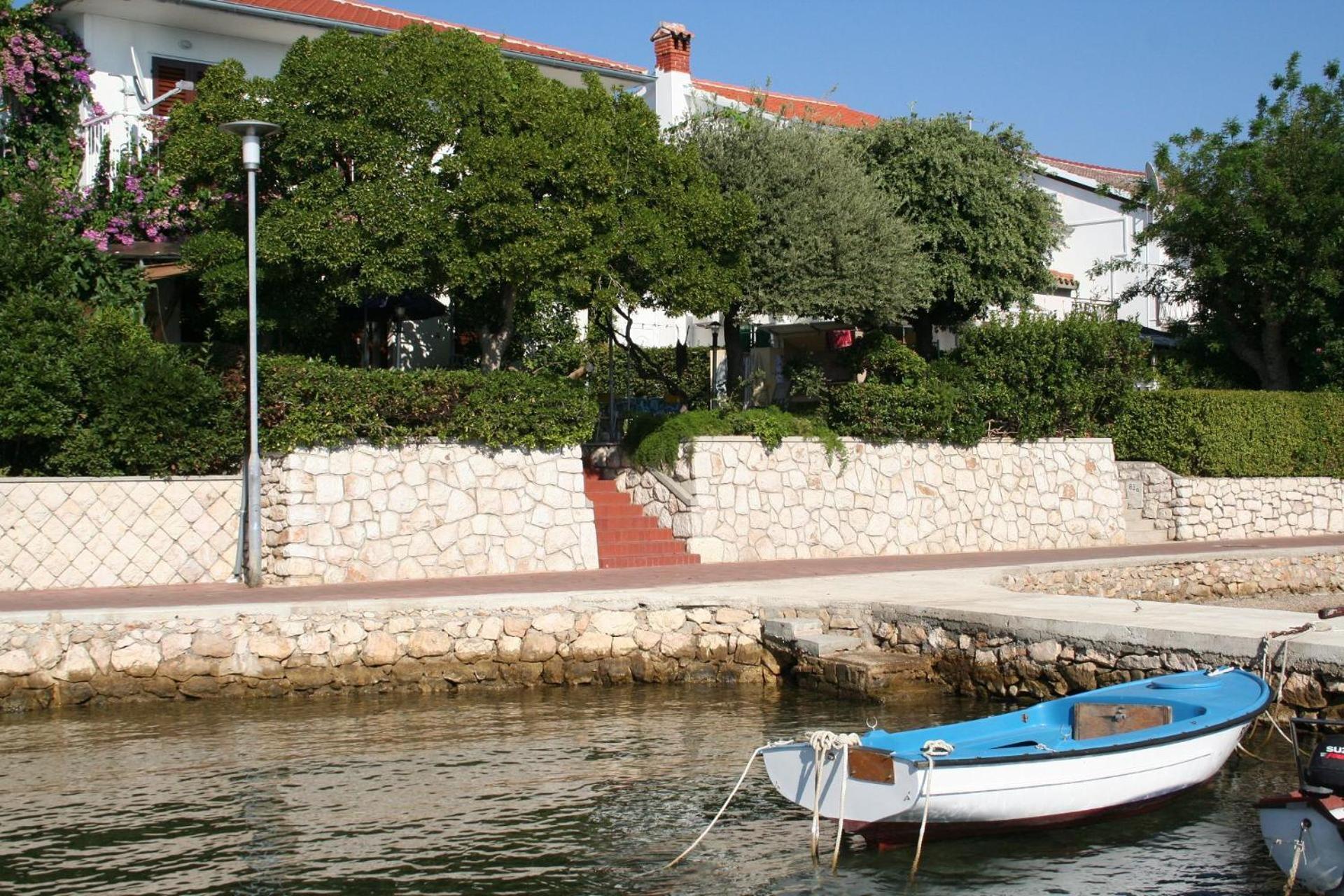 Apartments Petar - 6M From The Sea Barbat na Rabu Exteriör bild