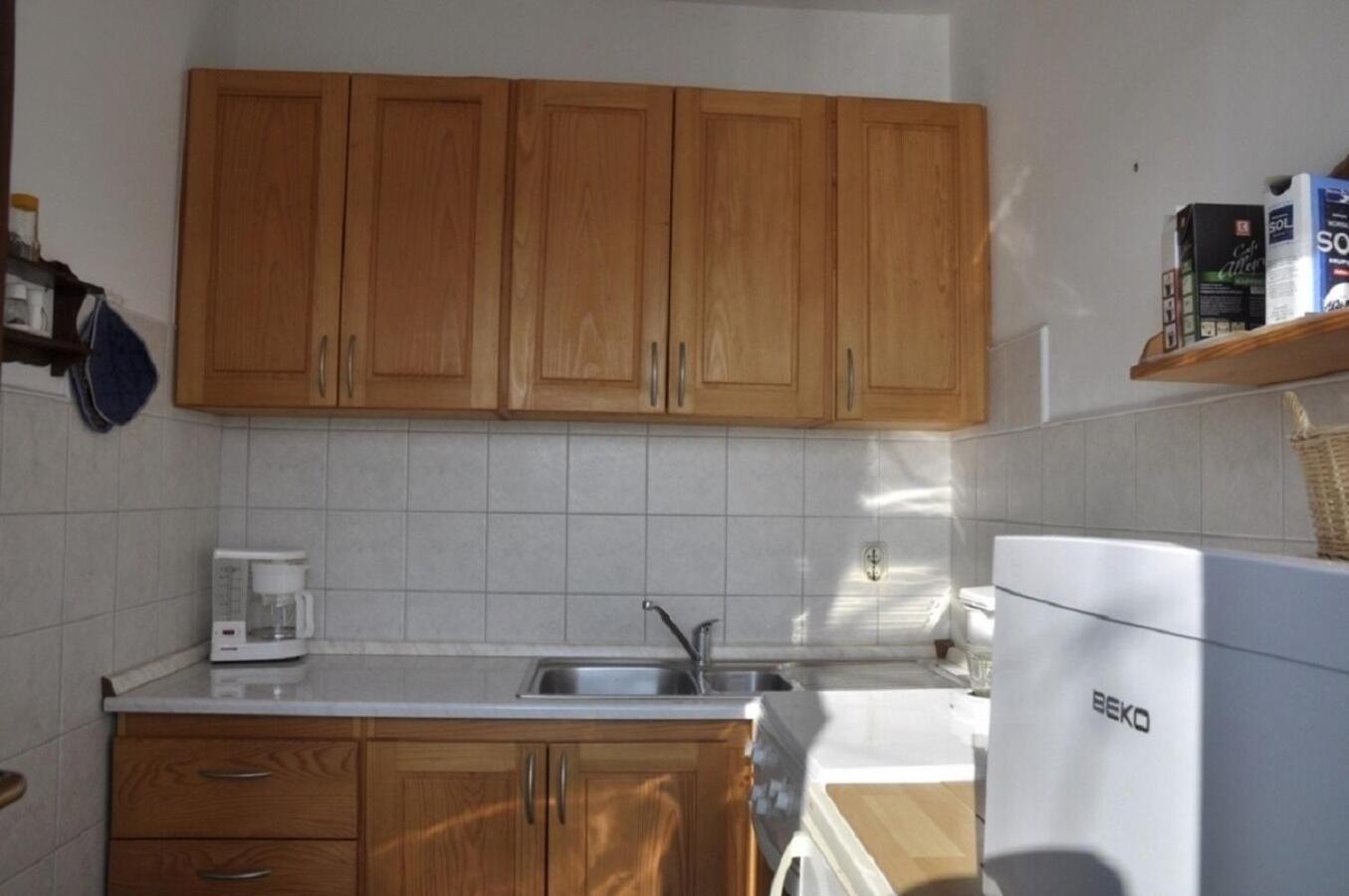 Apartments Petar - 6M From The Sea Barbat na Rabu Exteriör bild